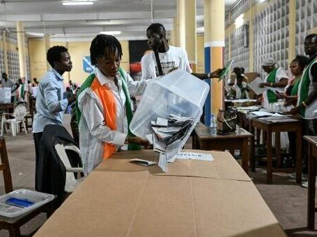 Ivory Coast's Ouattara set for fourth term, early results suggest